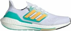 Running shoes adidas ULTRABOOST 22