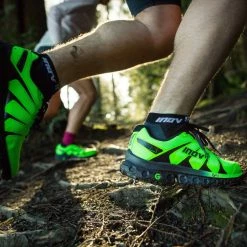 Trail shoes INOV-8 TRAILFLY ULTRA MAX G 300 M -NIKE SHOP inov 8 trailfly ultra max g 300 m 340002 000977 gnbk s 03 960