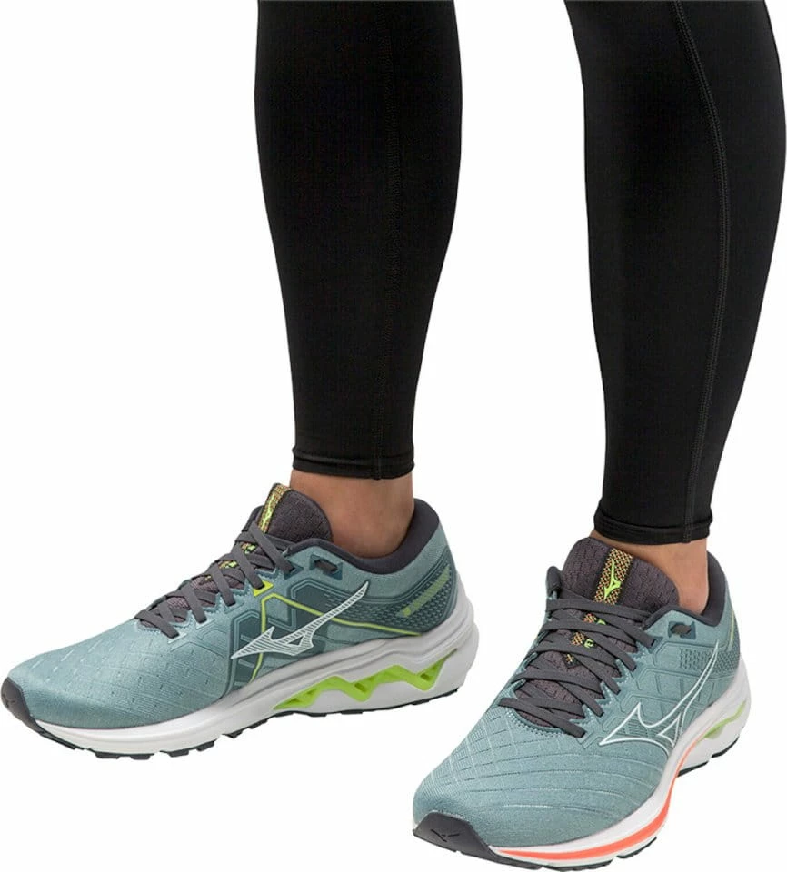 Running shoes Mizuno WAVE INSPIRE 18 2 Running shoes Mizuno WAVE INSPIRE 18 - Image 2