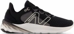 Running shoes New Balance Fresh Foam Roav v2