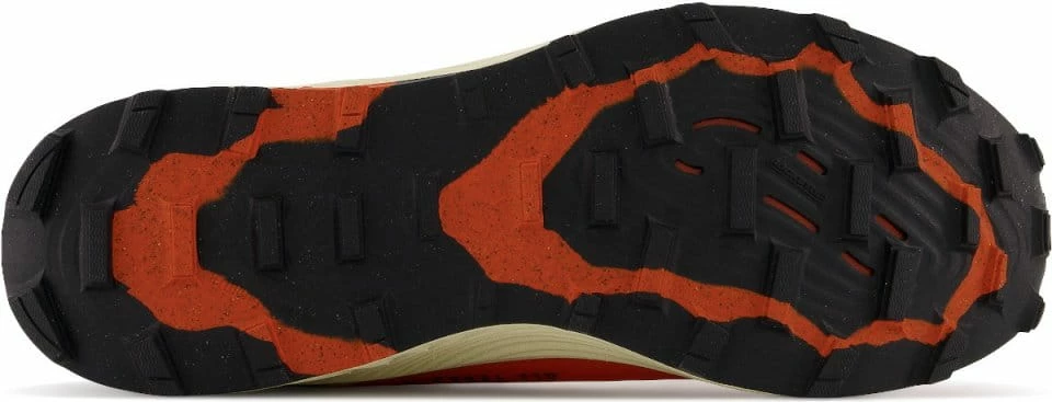 Trail shoes New Balance FuelCell Summit Unknown v3 2 Trail shoes New Balance FuelCell Summit Unknown v3 - Image 2