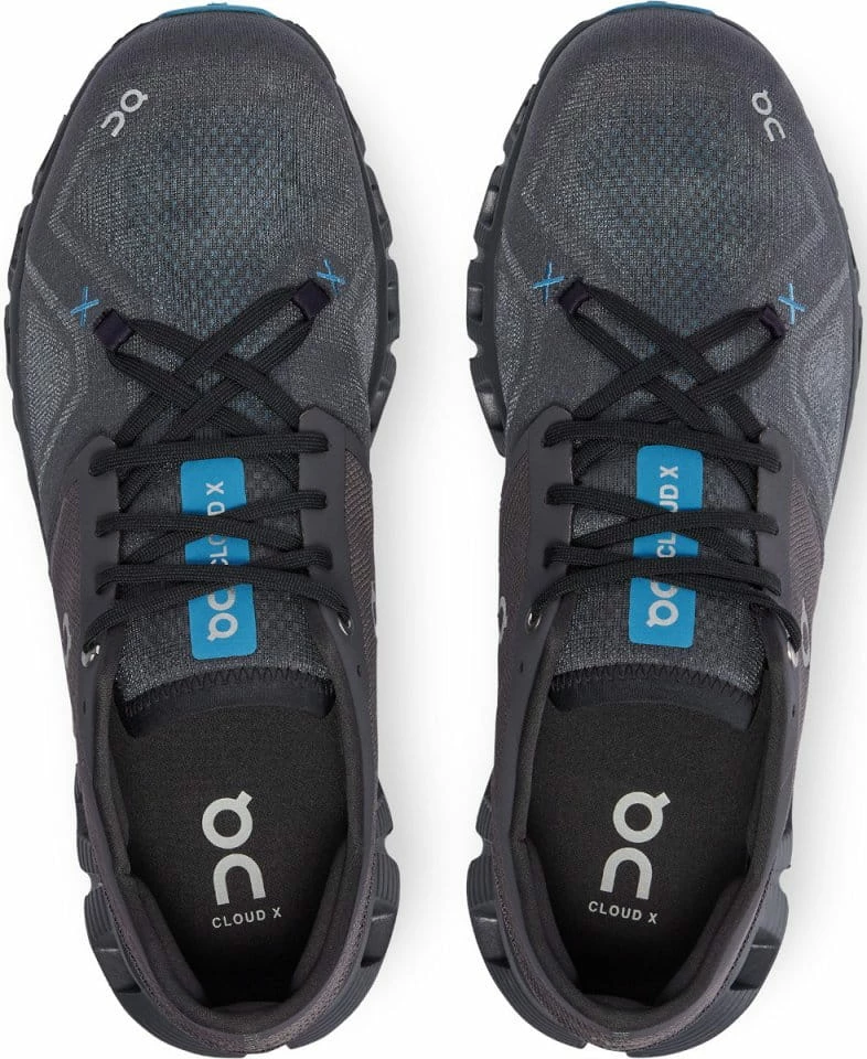 Shoes On Running Cloud X 3 4 Shoes On Running Cloud X 3 - Image 4