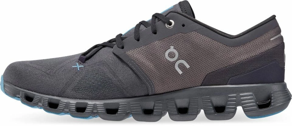 Shoes On Running Cloud X 3 3 Shoes On Running Cloud X 3 - Image 3