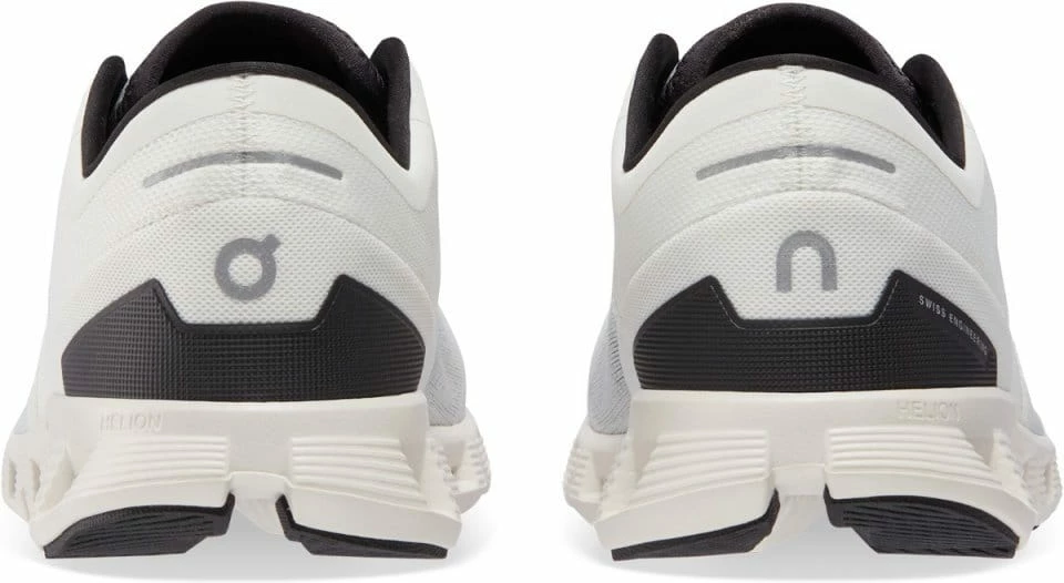 Shoes On Running Cloud X 3 5 Shoes On Running Cloud X 3 - Image 5